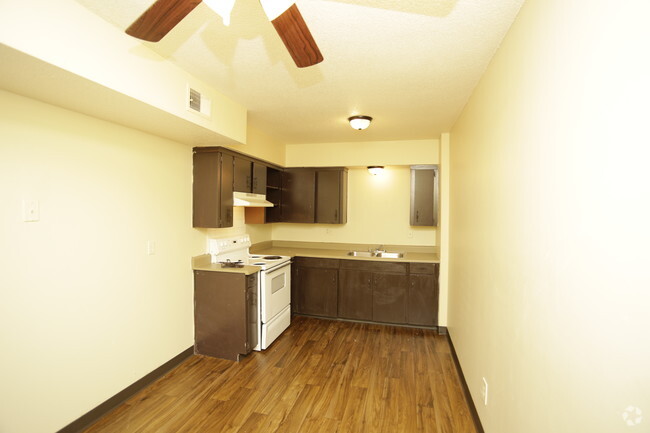 2BR, 1BA - 725 SF - Winner Place Apartments