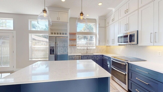 Building Photo - 114 Seminole Rd