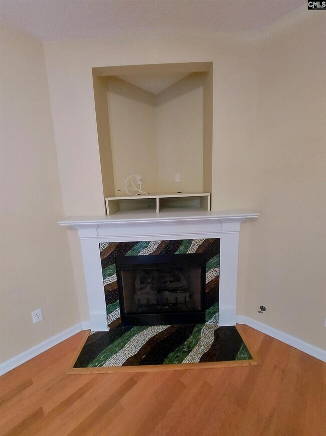 Building Photo - 107 Tuscany Ct