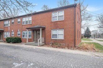 Building Photo - 1117-1119 S Westnedge Ave