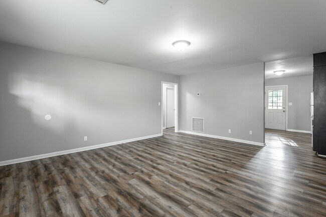 Foto del edificio - 4711 Murray Lake Ln
