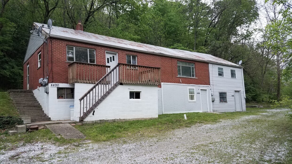 4490 Water St, Fort Thomas, KY 41075 Townhome Rentals in Fort Thomas KY