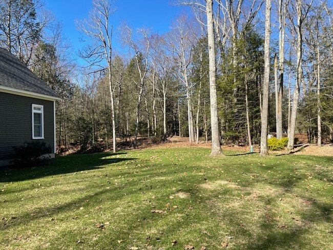 Foto del edificio - 1 Lamoureux Ln