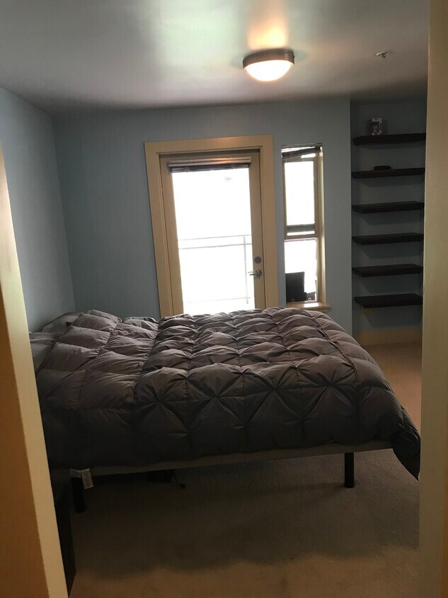 Dormitorio - 1550 Eastlake Ave E #306