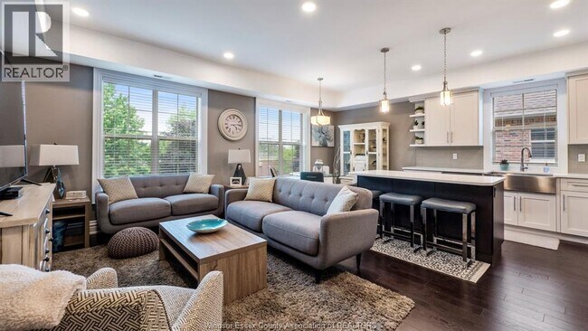 Photo du bâtiment - 1310 Lesperance Rd