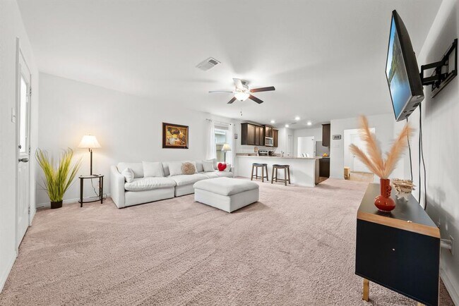 Foto del edificio - 216 Wincanton Ln