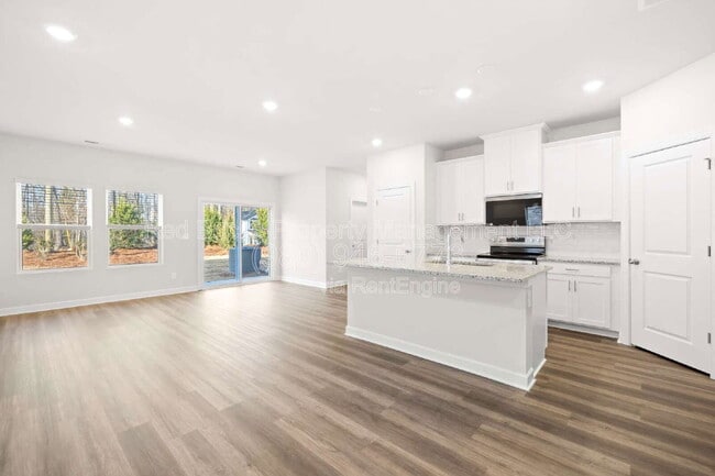 Building Photo - 5025 Kellaher Pl