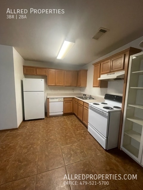 Foto del edificio - 317 E Asher Ct