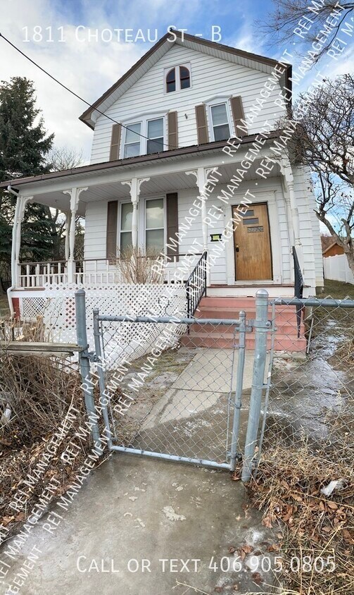 Foto principal - Newly Remodeled, 2 bed/1 bath duplex in He...
