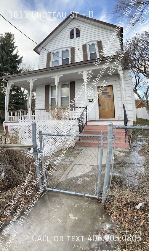 Primary Photo - Newly Remodeled, 2 bed/1 bath duplex in He...