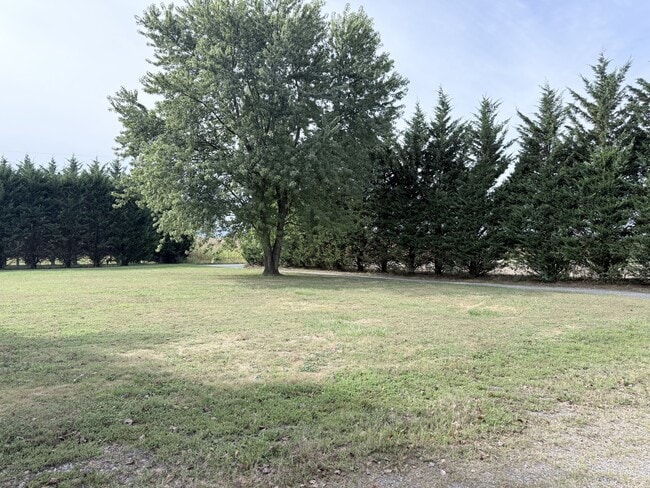Building Photo - 6065 PA-25