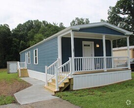 Building Photo - 17 Locust Ln