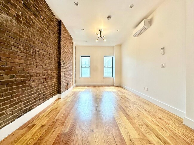 Building Photo - 1782 Bay Ridge Pkwy