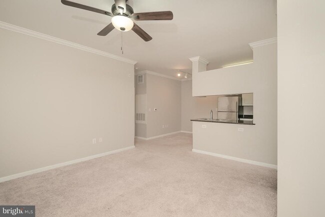 Building Photo - 12144 Garden Grove Cir