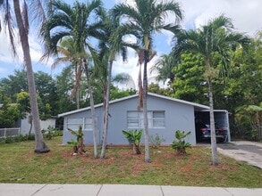 Building Photo - 5999 NW 42nd Ave