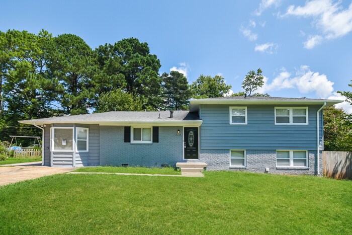 Foto principal - 2208 Sharon St NW