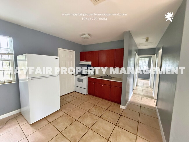 Photo - 13325 NW 17th Ave (Miami, FL) House