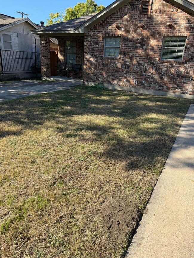 Photo - 1920 Galveston Ave Townhome