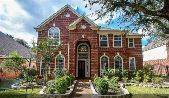 Building Photo - 2114 Thistlerock Ln