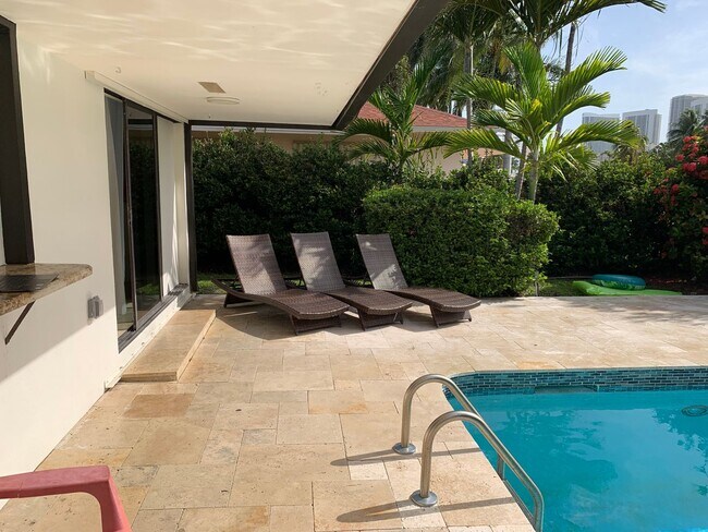 Foto del edificio - Single Family Home 5/3