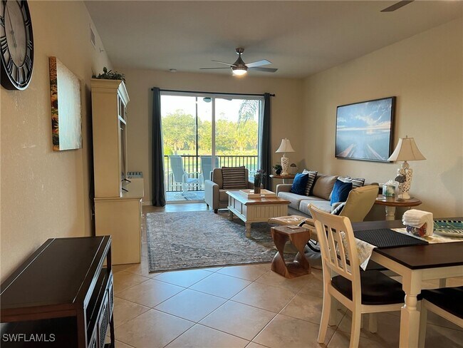 Foto del edificio - 10337 Heritage Bay Blvd