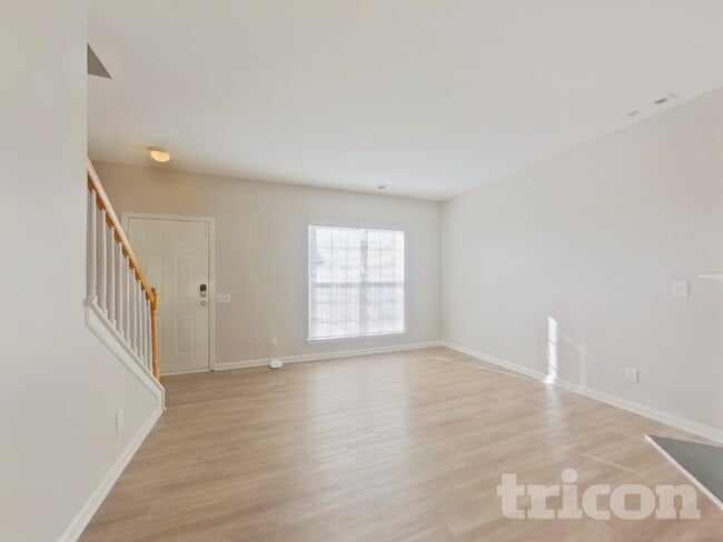 Building Photo - 5322 Peachwood Dr
