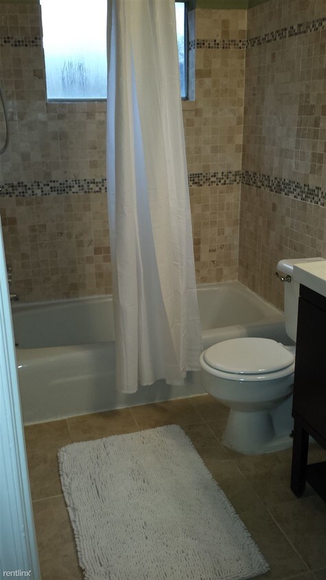 Building Photo - 5501 Karen Elaine Dr