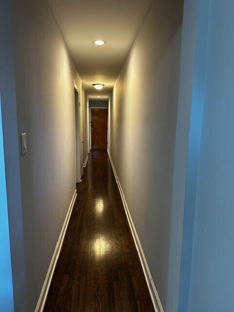 Foto del edificio - 1617 W Glenlake Ave