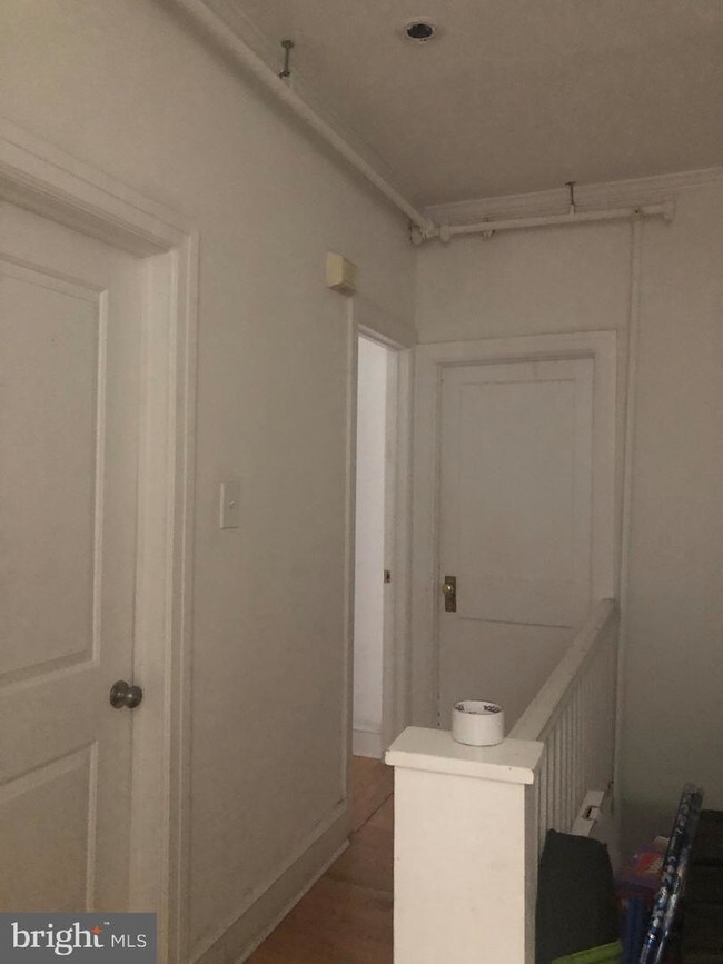 Foto del edificio - 1003 W Lancaster Ave
