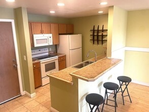 Building Photo - 64 Kunihi Ln