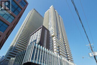 Building Photo - 20 Richardson St