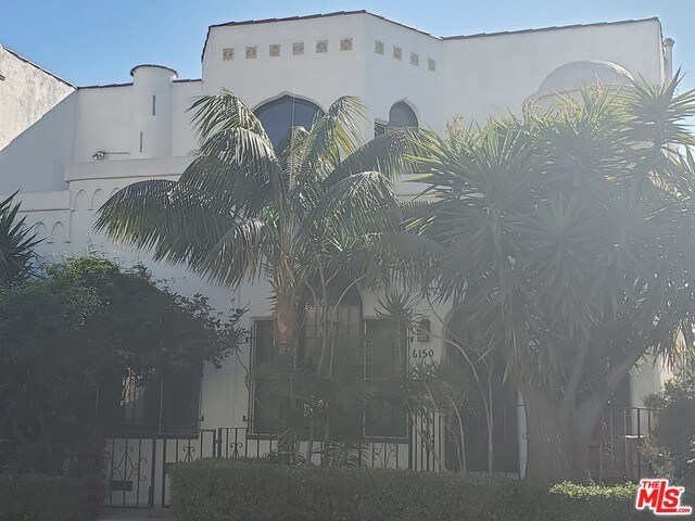 Foto principal - 6148 Orange St