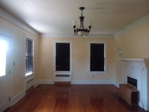 Building Photo - 103 Jason St