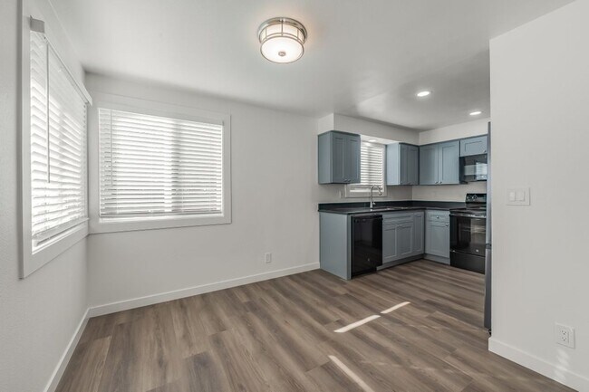 Building Photo - New Remodel 2 bed 1 bath