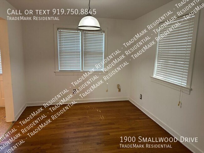 Building Photo - 1900 Smallwood Dr
