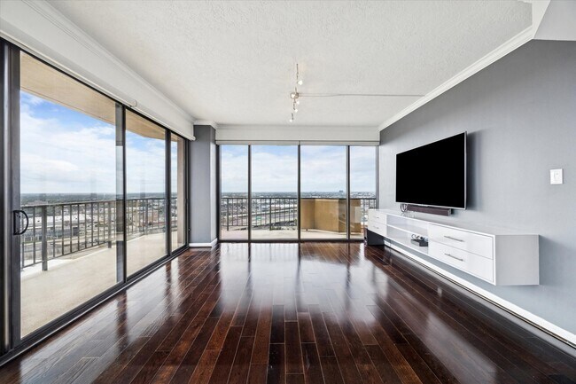 Foto del edificio - 3350 McCue Rd