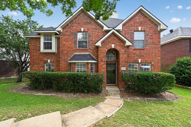 Building Photo - 2125 Elm Falls Pl