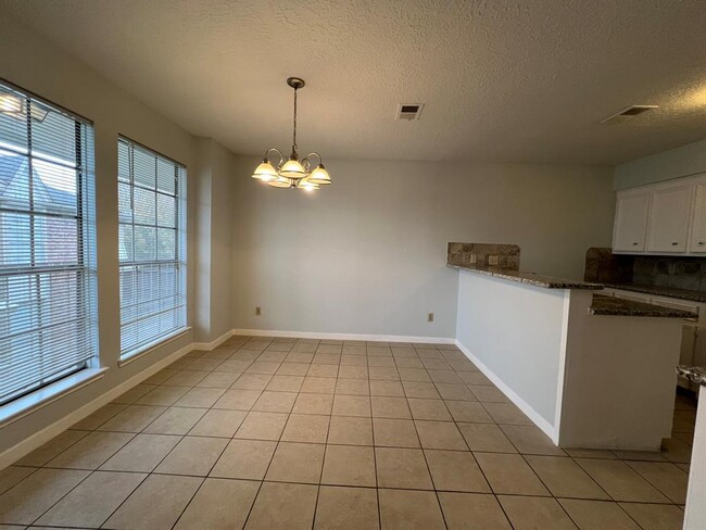 Foto del edificio - 11500 Meadow Ln