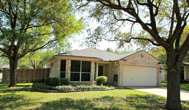 Building Photo - 3 Bedroom, 2 Bath Home in Cedar Park