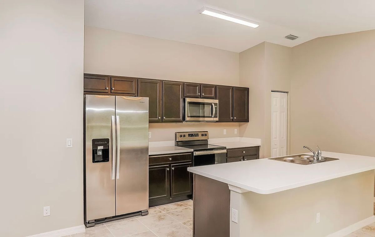 Foto del edificio - 434 La Croix Rd SW