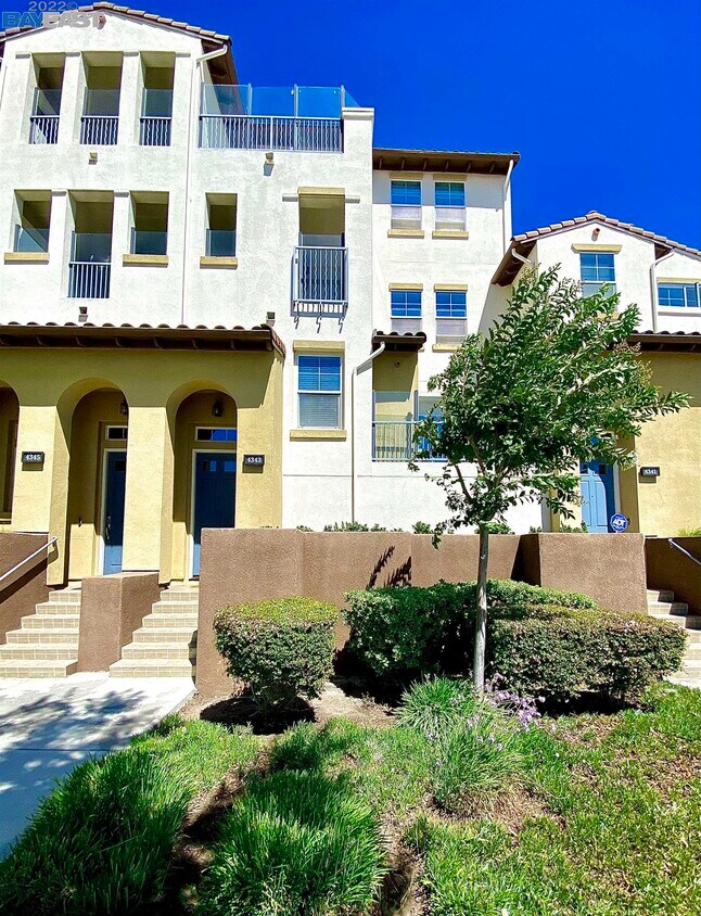 4343 Brannigan St, Dublin, CA 94568 Townhouse for Rent in Dublin, CA