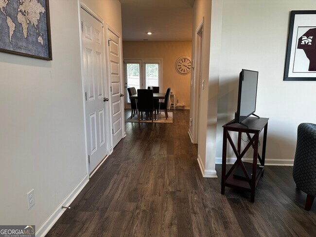 Building Photo - 367 Broder Farms Dr