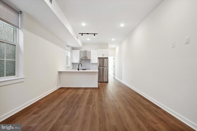 Foto del edificio - 2513 N Howard St