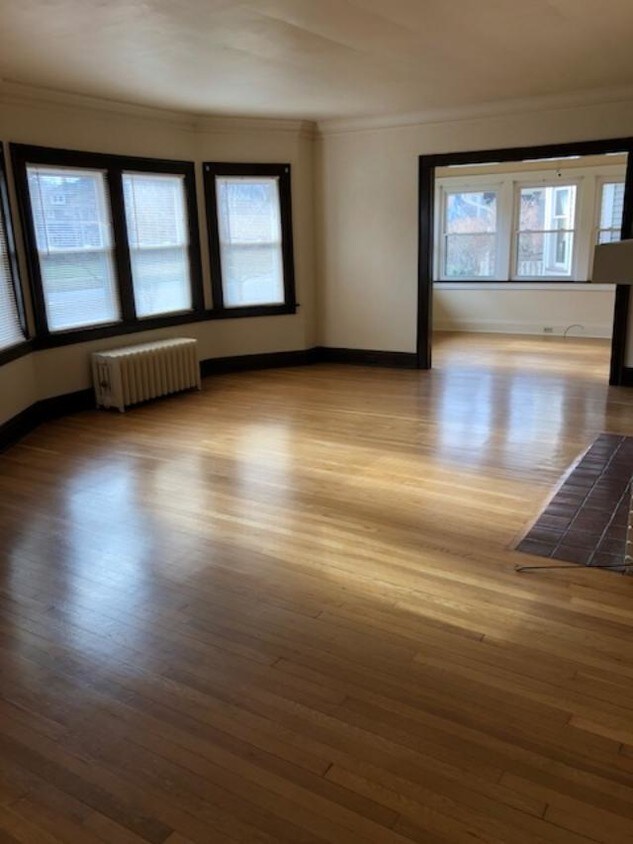 13966 Clifton Blvd, Lakewood, OH 44107 Apartments in Lakewood, OH