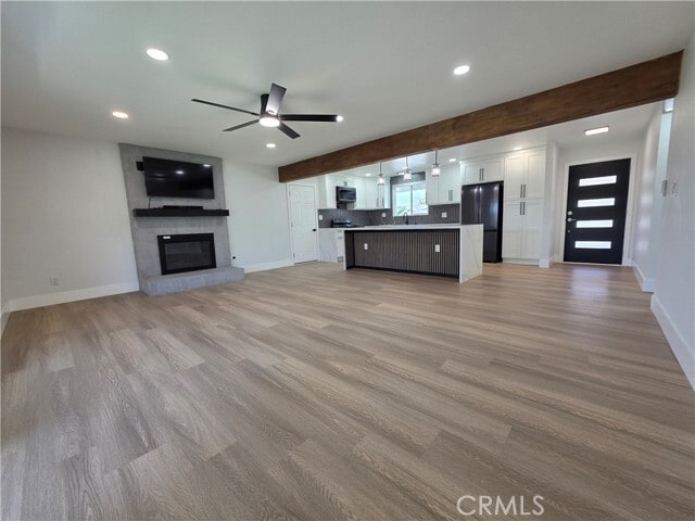 Building Photo - 920 Coronado Dr