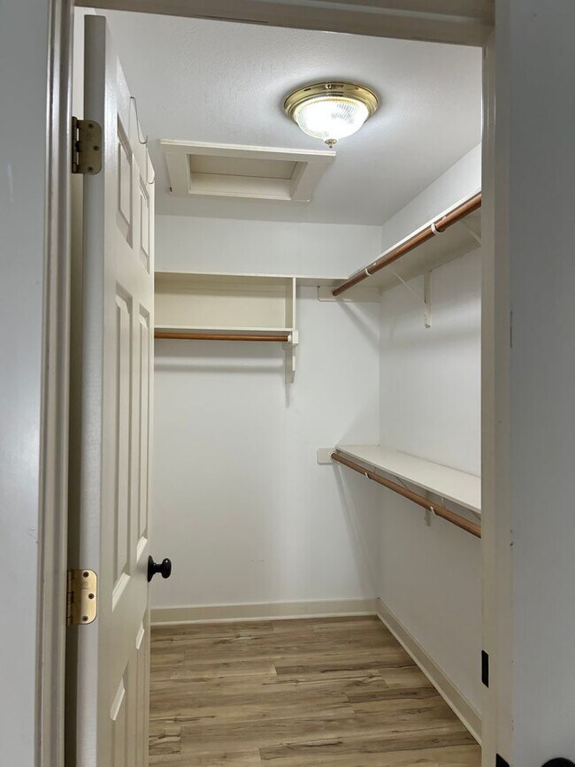 Foto del edificio - Country Living with Lake McQueeney Boat Ramp Access!