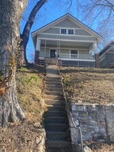 Building Photo - 3625 State Line Rd