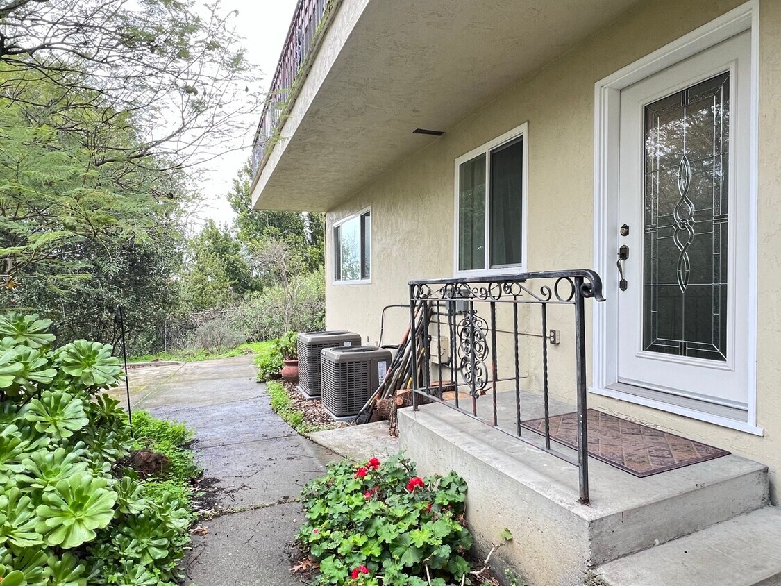 Photo - 3 Rolph Park Ct (Crockett, CA)