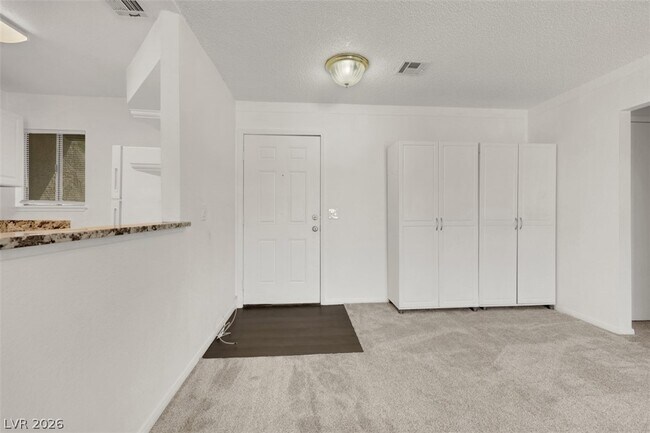 Foto del edificio - 2373 Wooster Cir
