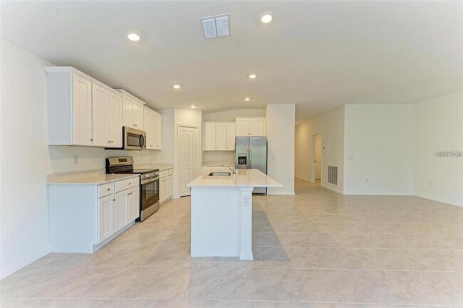 Foto del edificio - 1207 Sheehan Blvd